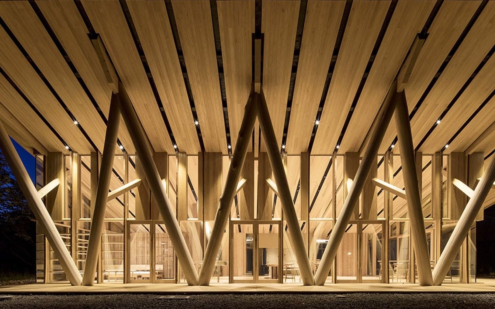 木结构建筑案例最全PPTpptx(图1)